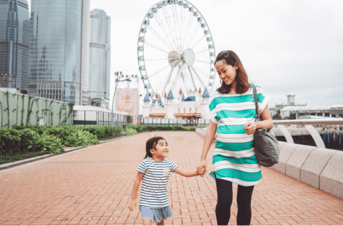 Can I give birth in a theme park and claim it as my child's birthplace?